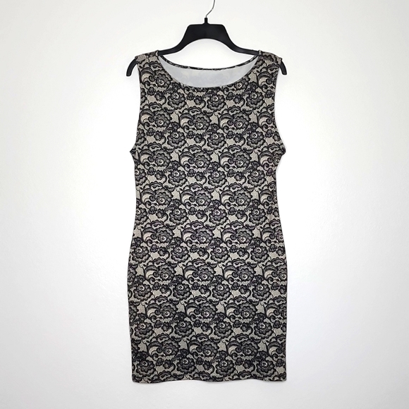 Lace print dress - Picture 1 of 5